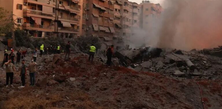 راية سوداء في أيلول!