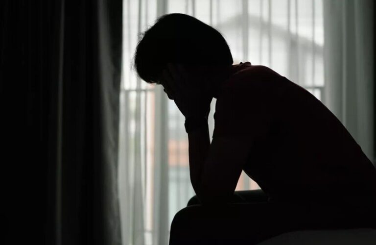 انتحار كل 45 ثانية.. العالم في خطر صامت