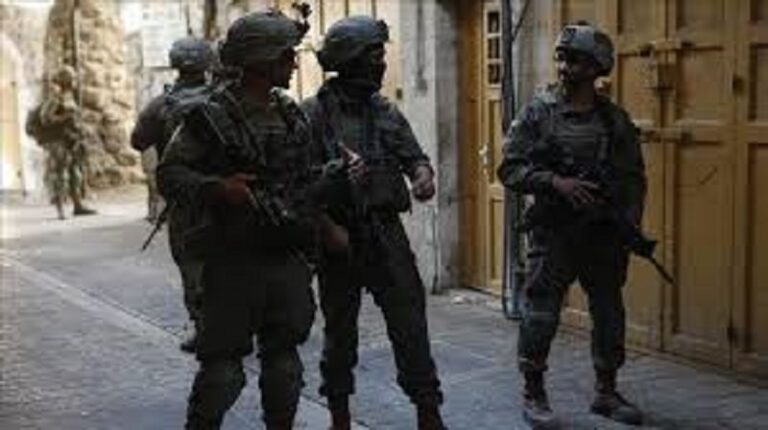 اعتقال ضباط شرطة صهاينة بتهمة تسريب معلومات