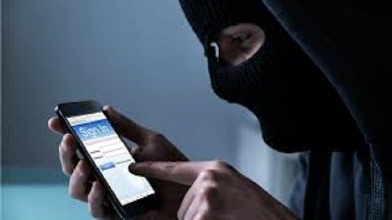 تفكيك عصابة سرقة هواتف بالدليفري في المتن