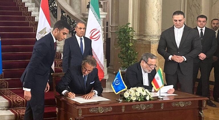 استئناف التعاون بين إيران ووكالة الطاقة الذرية