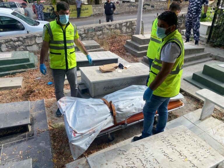 جثة في زبدين