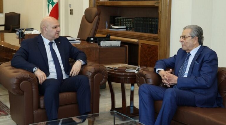 الجزائر تنهي مهام سفيرها في لبنان؟