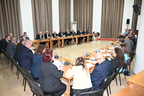 لجنة الإعلام والاتصالات ناقشت ملف “ستارلينك”