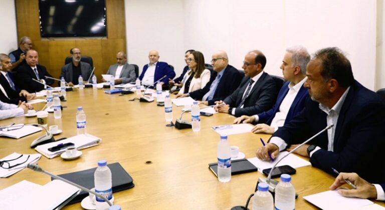 تأجيل جلسة لجنة الإعلام والإتصالات إلى الخميس