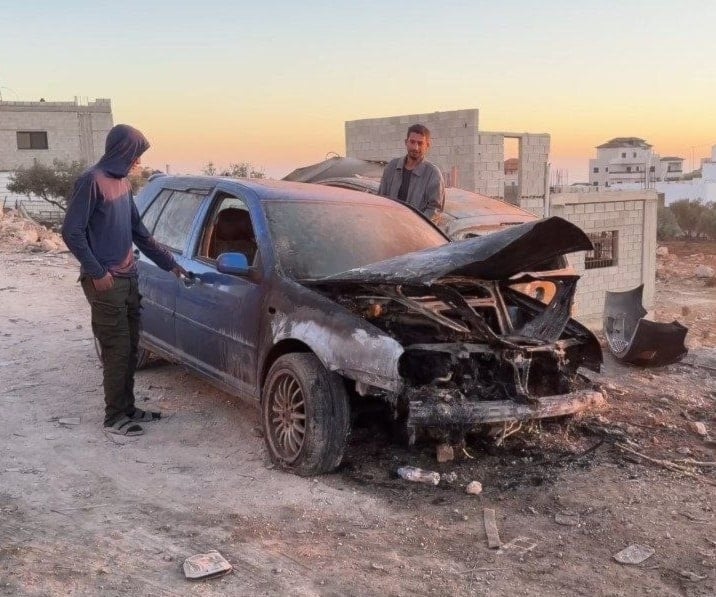 اعتقالات في طولكرم.. وإحراق مركبات في رام الله