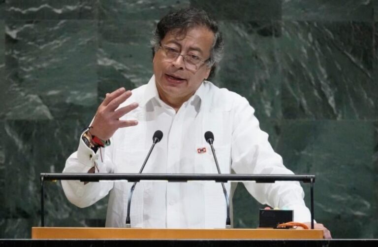 بيترو: واشنطن تستهدفني بسبب فلسطين