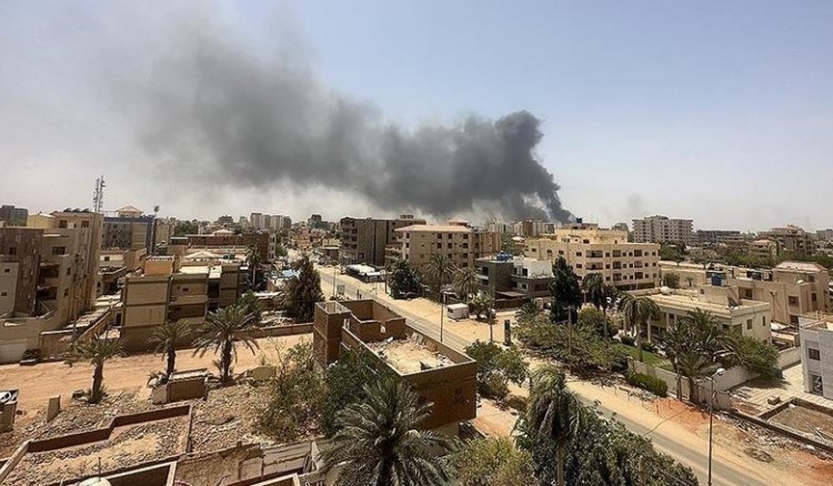 13 قتيلاً في القصف على السودان