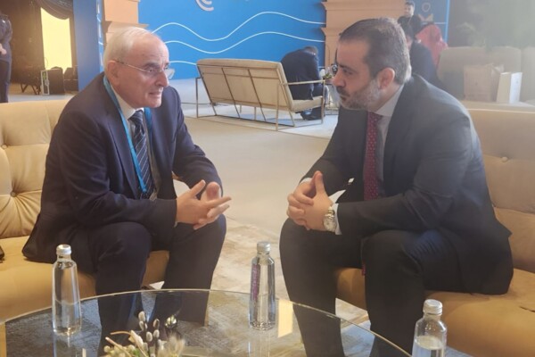 لقاء بين منسى والشيباني في السعودية