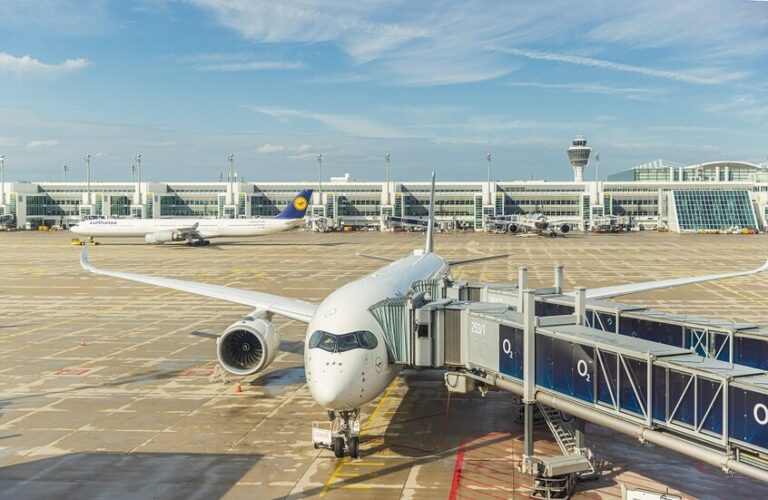 تأخر بدء الرحلات الجوية في ميونيخ بسبب رصد مسيّرات