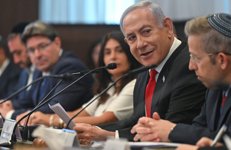 نتنياهو يعقد مشاورات طارئة بعد رد “حماس”