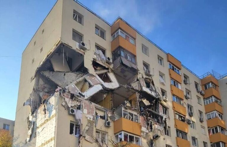 قتيلان و12 مصاباً بانفجار في رومانيا (صور)