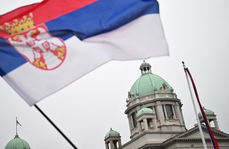 إطلاق نار قرب مبنى البرلمان في بلغراد