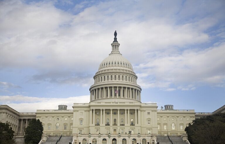 إغلاق الحكومة الأميركية يهدد صرف رواتب موظفي مجلس النواب