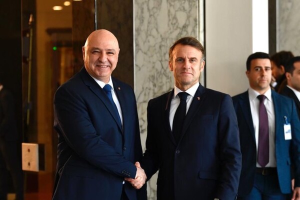 ماكرون في رسالة إلى عون: مصممون على عقد مؤتمرين لدعم الجيش والنهوض بلبنان
