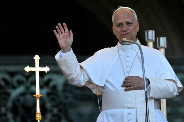 البابا لاوون الرابع عشر عن زيارته الى لبنان: سنحاول أن نحمل رسالة السلام