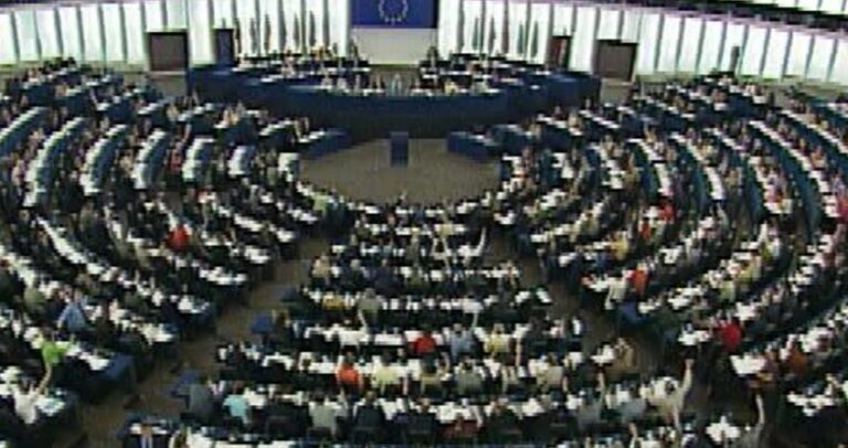 قمة أوروبية بلا قرارات: الانقسامات تؤجّل الحسم