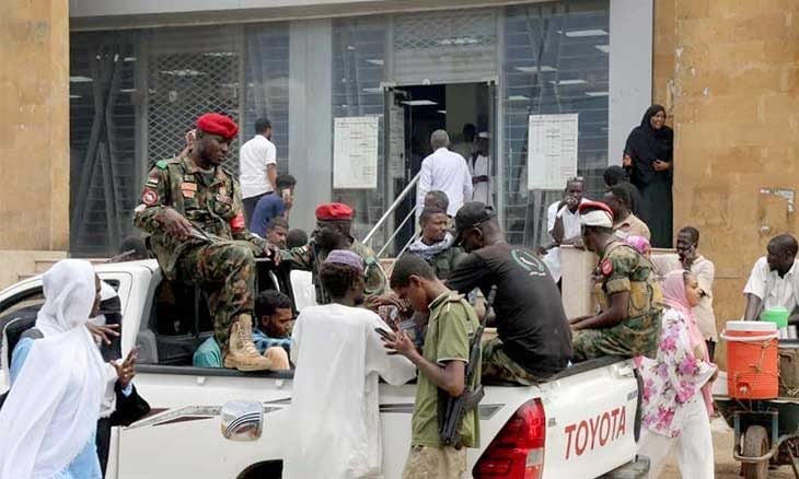 هجمات متبادلة بالمسيّرات في السودان ومعارك ضارية في الفاشر