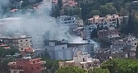 استهداف سيارة على طريق زبدين.. وجريحان؟ (فيديو – صورة)