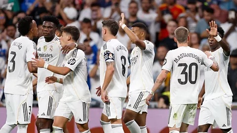 ريال مدريد يتحرك ويطالب “اليويفا” بتعويضات ضخمة بسبب “السوبرليغ”