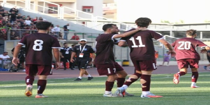 الدوري اللبناني لكرة القدم: النجمة يتصدر ترتيب البطولة بثلاثية على حساب الساحل والأنصار يهزم الراسينغ