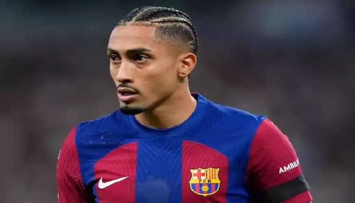 إصابة رافينيا تُربك حسابات برشلونة قبل الكلاسيكو