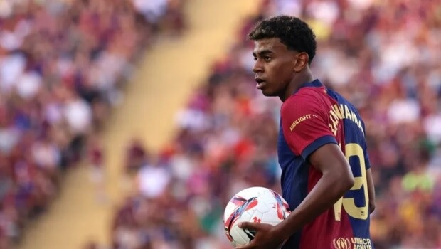 “خطوة تجارية مدروسة”.. يامال يحصر توقيعه بجهة واحدة فقط