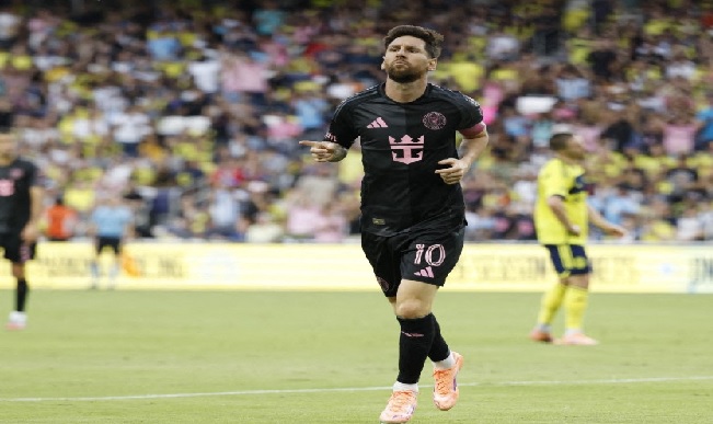 ميسي يواصل تحطيم الأرقام القياسية في أميركا ويتوج بجائزة الحذاء الذهبي