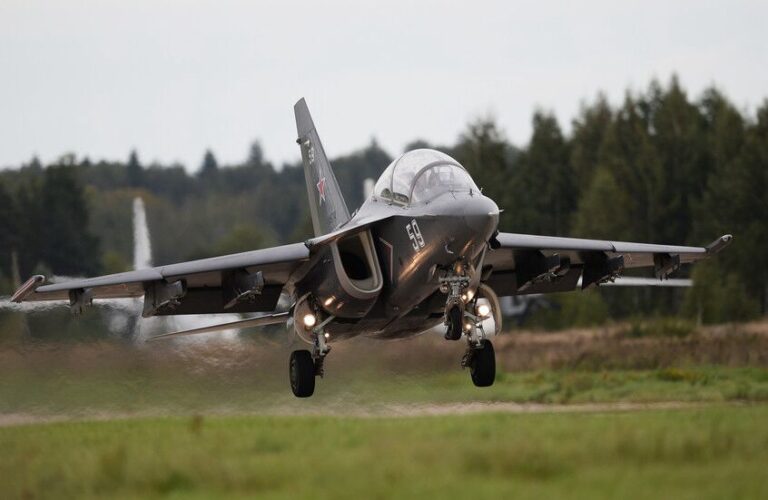 Yak‑130 جاهزة للاختبارات الأرضية!