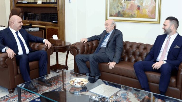 جنبلاط من بعبدا: الجو مطمئن