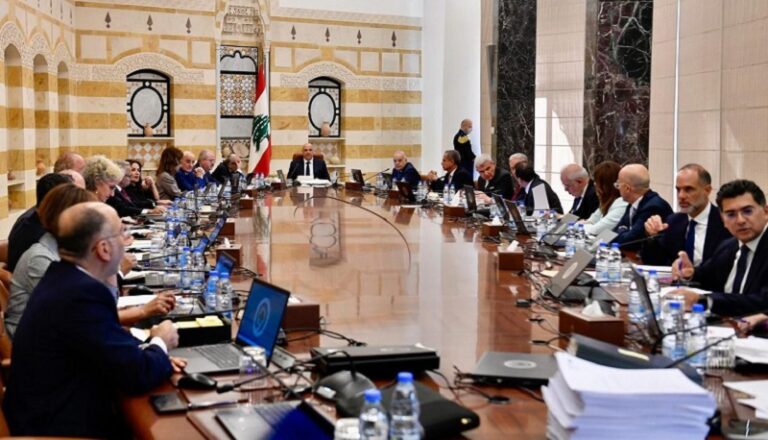 جلسة لمجلس الوزراء الخميس