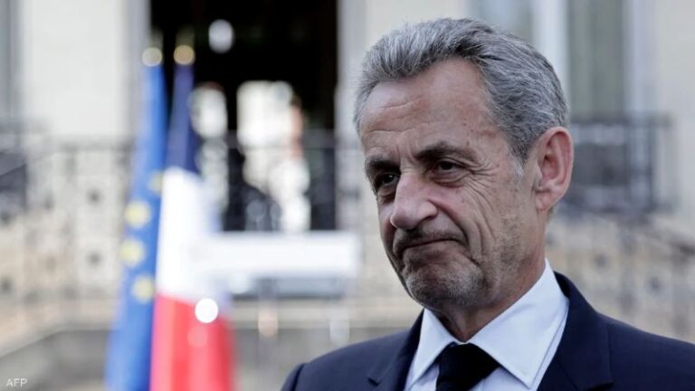 موعد دخول ساركوزي السجن