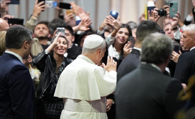 الفاتيكان ـ السيستاني: الأبعاد والخلفيات…