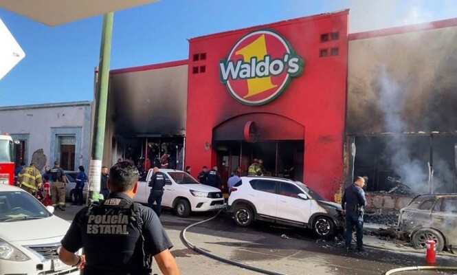 23 قتيلاً و11 إصابة بانفجار في المكسيك (فيديو)