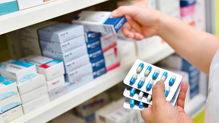 هل ينجح “لوبي” الأدوية في فرملة إحياء المختبر المركزي؟