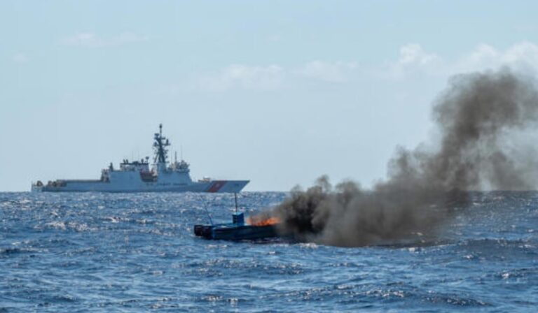 غارة أميركية على سفينة في البحر الكاريبي