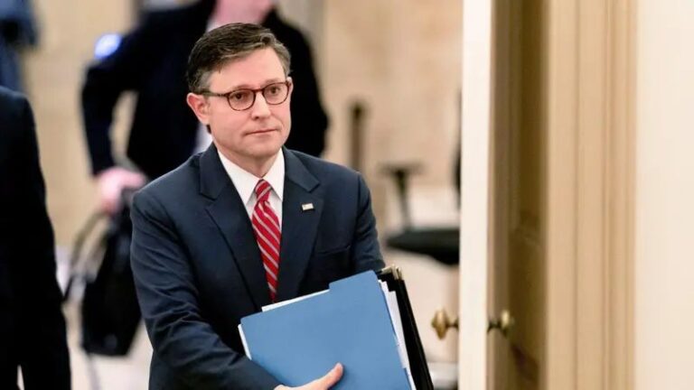 مايك جونسون