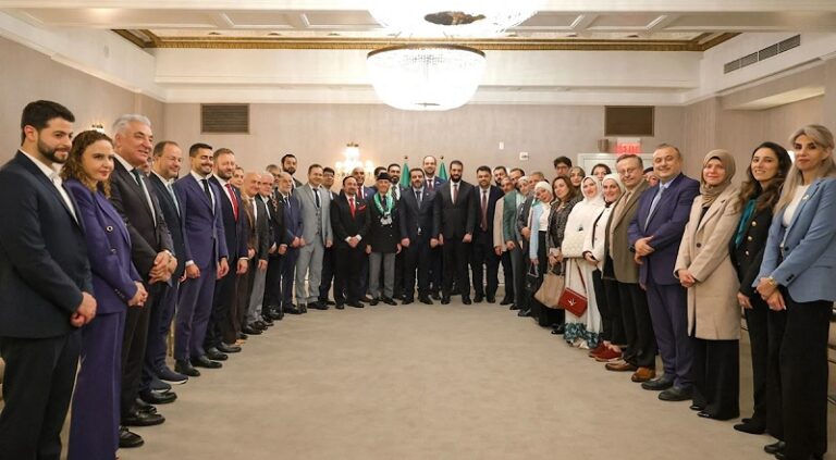 الشرع إلى البيت الأبيض من بوابة “داعش”: شرخ متعمّق مع “إخوة السلاح”