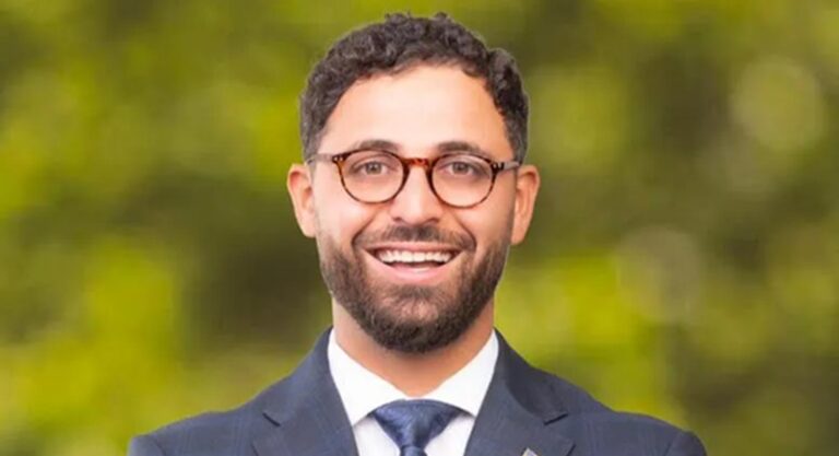 بري مهنئاً رئيس بلدية ديربورن هايتس: “مبروك إلكن ولنيويورك”!