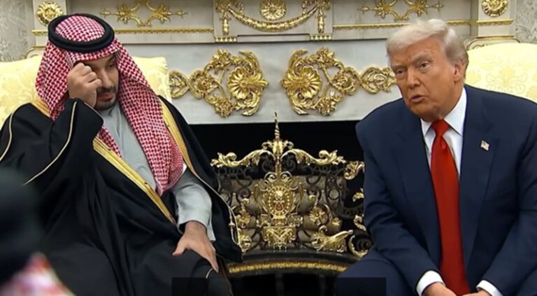 ترامب: إيران تريد بشدة التوصل لاتفاق معنا