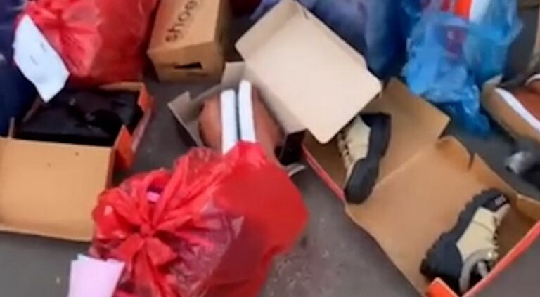 توقيف “بيك آب” يحمل أحذية مهربة