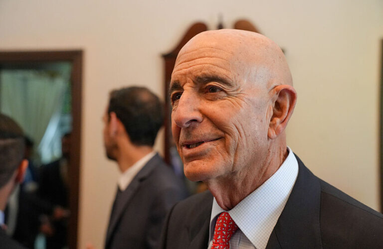 برّاك يُروِّج لـ”الفرصة الأخيرة”: 6 شروط لمنع الحرب