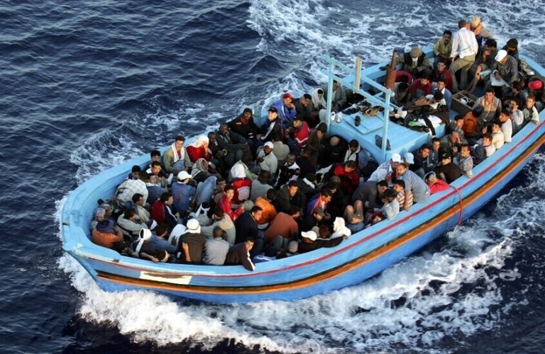 ضبط 19 مهاجراً غير قانوني في ليبيا