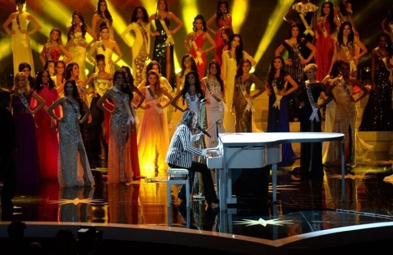 عقوبات على نائب رئيس مسابقة ملكة جمال الكون