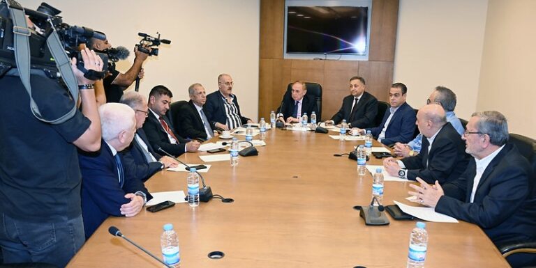 من يريد تعطيل “صناديق التعاضد” لصالح شركات التأمين؟