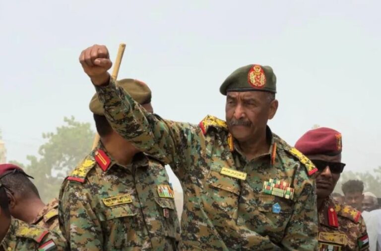 البرهان يرفض ورقة بولس والجيش يصد هجوماً على مدينة إستراتيجية