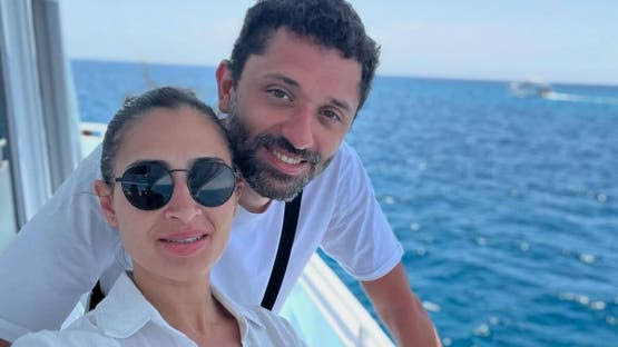 كريم محمود  عبد العزيز يعلن طلاقه رسمياً