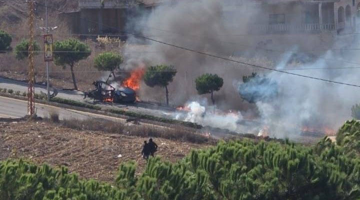 شهيد باستهداف سيارة في بنت جبيل