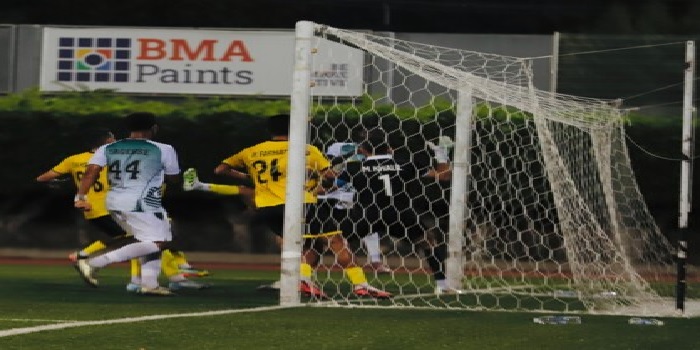 الدوري اللبناني لكرة القدم: العهد يستعيد توازنه ويهزم الحكمة بثلاثية