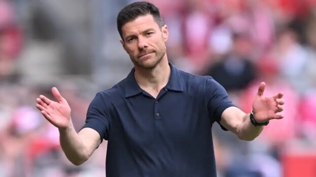 رغم تعثرات الريال.. إدارة النادي تثق بألونسو